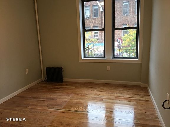 5th image of 3266 80th St APT 1B