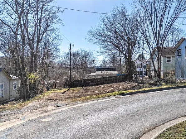 171 E Meadow St, Fayetteville, AR 72701