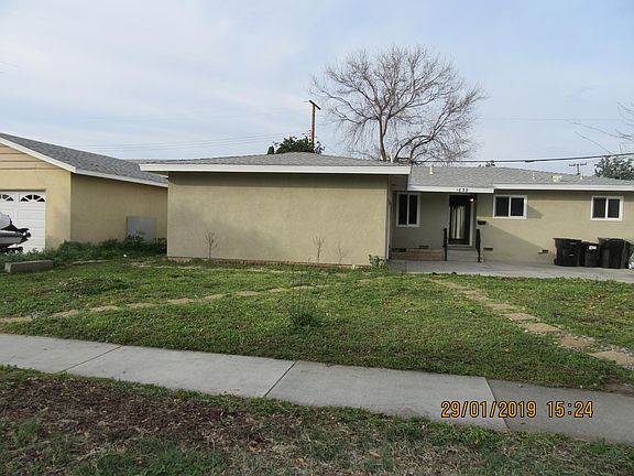 4th image of 1639 E Crestlane Ave