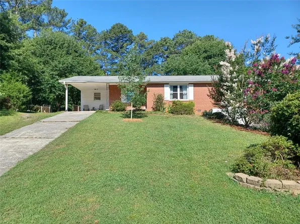 3576 Lakeshore Dr SW, Smyrna, GA 30082