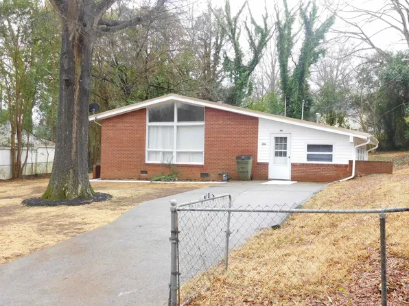 204 Lakeview Dr, Gaffney, SC 29340