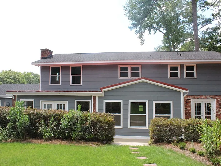 3710 NE Winkfield Pl — Photo 15