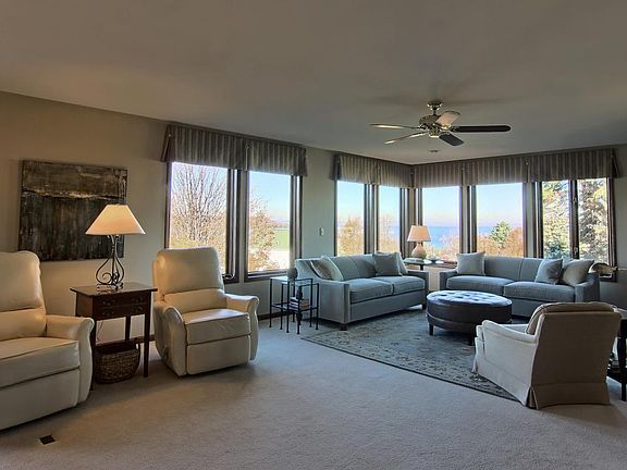 4th image of 1299 Lin Dale Dr