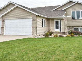 4612 3rd St E, West Fargo, ND 58078