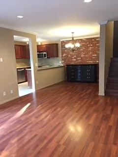 18501 Mayall St #F — Photo 6