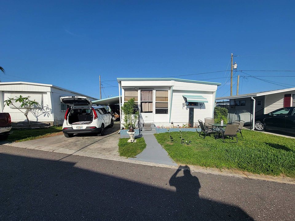 1st image of 4000 24th St N #573