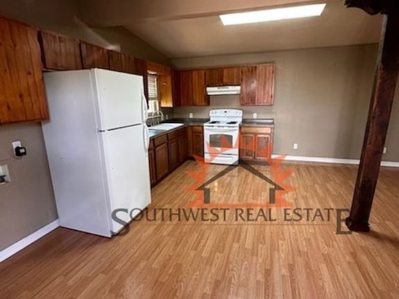 5th image of 615 N Avenue Q