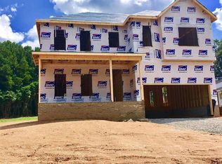 1008 Mills St, Raleigh, NC 27608