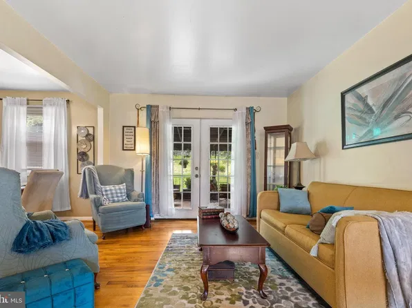 1303 Wendover Ct, District Heights, MD 20747