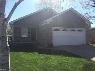 28214 Grobbel Ave, Warren, MI 48092