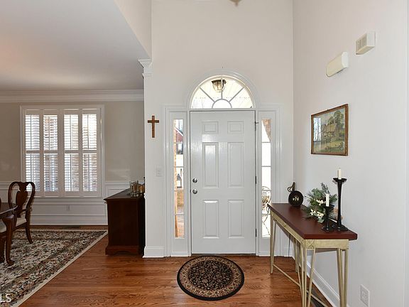 3rd image of 115 Melvin Dr