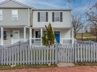 1366 Valley Pl SE, Washington, DC