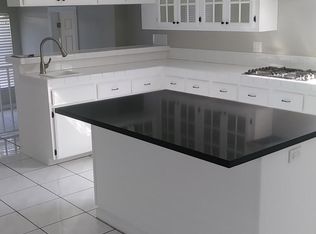 10015 California Ave, South Gate, CA 90280