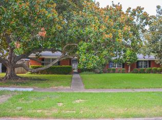 851 Surrey Rd, Shreveport, LA 71105