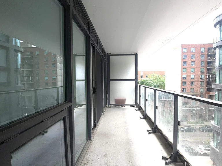 77 Shuter St #603 — Photo 16
