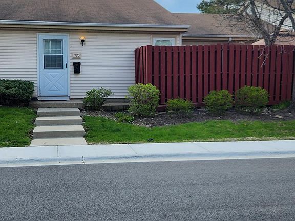2nd image of 1770 Queensbury Cir #1770