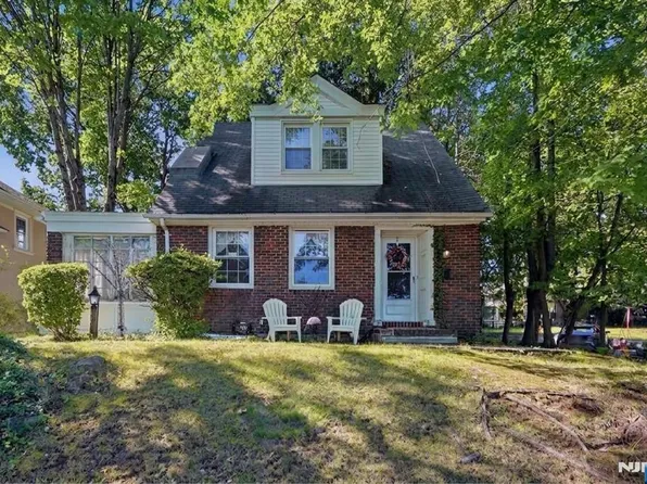 749 Kinderkamack Road, River Edge, NJ 07661
