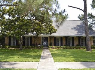 7802 Pagewood Ln, Houston, TX 77063