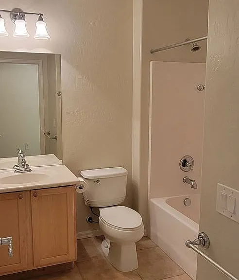 1342 Springdale Ln — Photo 29