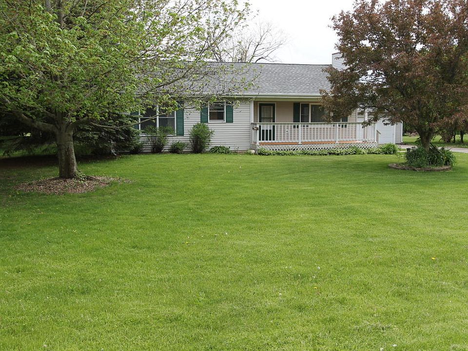 1st image of W5199 Surfwood Dr