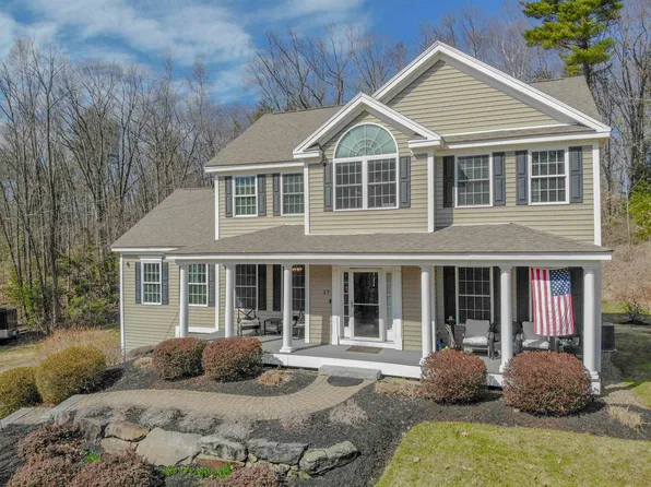 17 Williams Path, Kingston, NH 03848