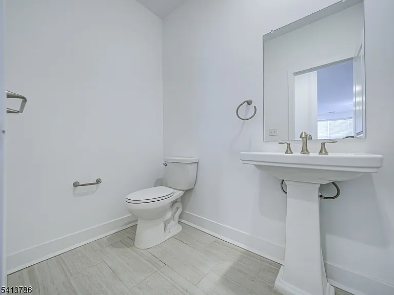 67 Veterans Way — Photo 13