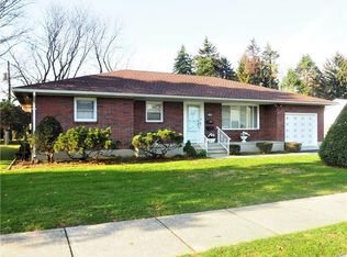 1262 Ridge Ave, Whitehall, PA 18052