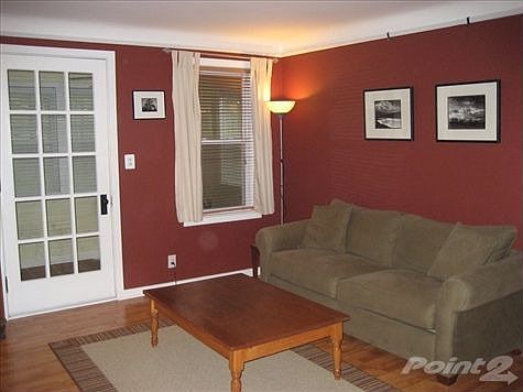 2nd image of 315 Cheriton St