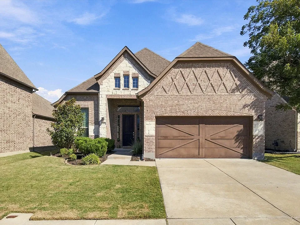 1651 Sonnet Dr