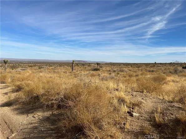 8 Fort Tejon Rd Lot 35, Llano, CA 93544