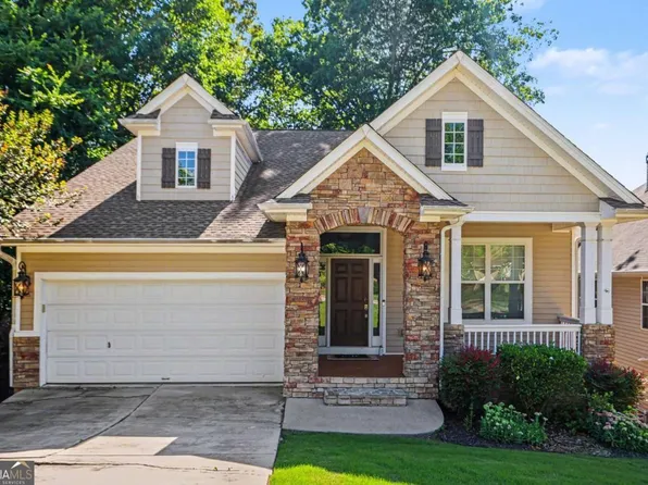 108 Greenview Dr, Newnan, GA 30265