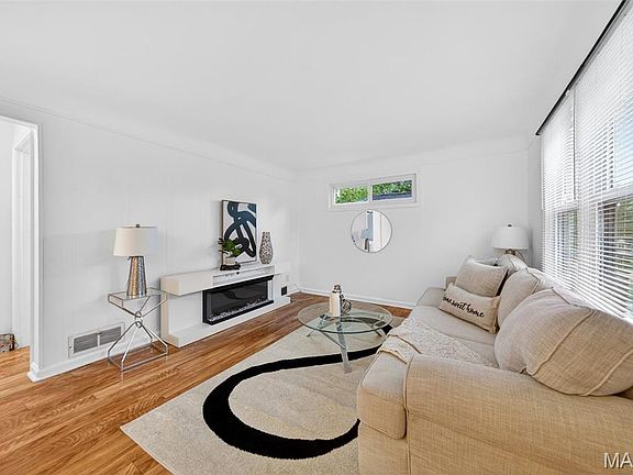 5th image of 7541 Calvin Ave