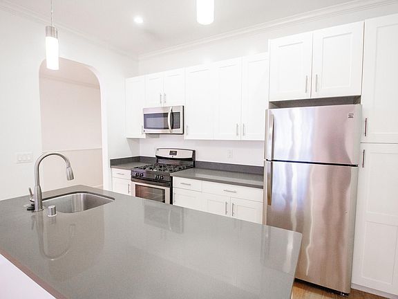 5th image of 957 Hayes St APT 2