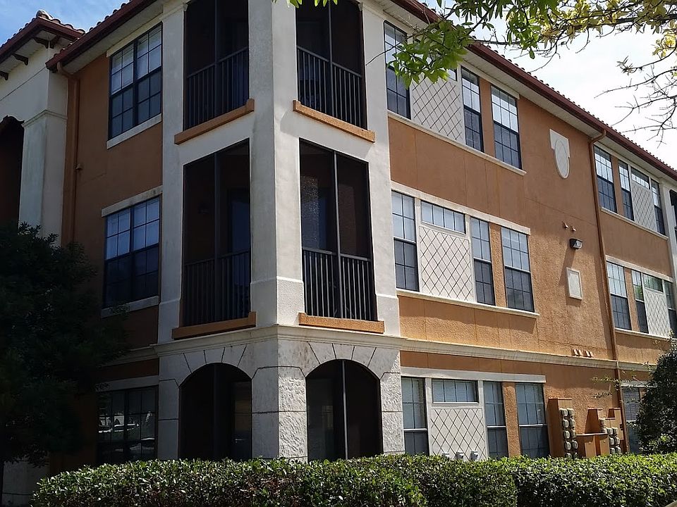 1st image of 6151 Metrowest Blvd Unit 104