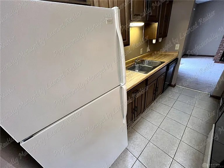 8774 Shadycreek Dr — Photo 10