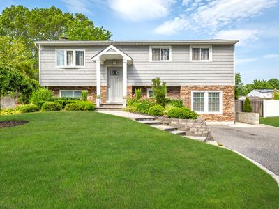 35 Nostrand Ave, Selden, NY, 11784
