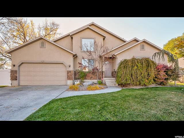1st image of 1525 N Trinnaman Ln