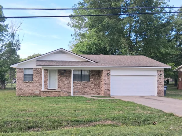 3505 E 5th St, Russellville, AR 72802