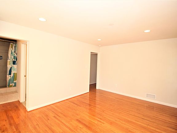 5th image of 8817 N Westland Dr