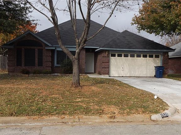 2nd image of 1520 Berry Patch Ln