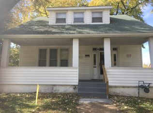 10011 McCartney Ln, Saint Louis, MO 63137