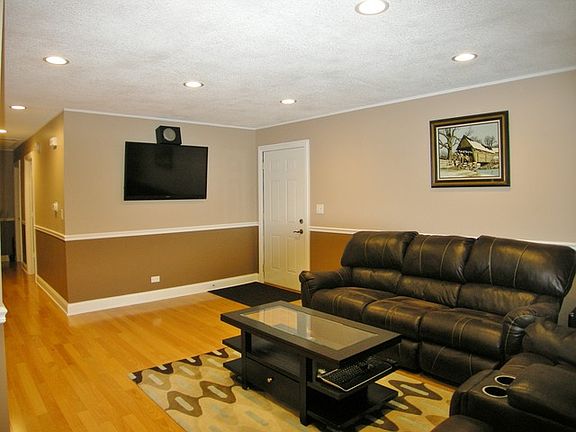 3rd image of 5701 Tiburon Ct