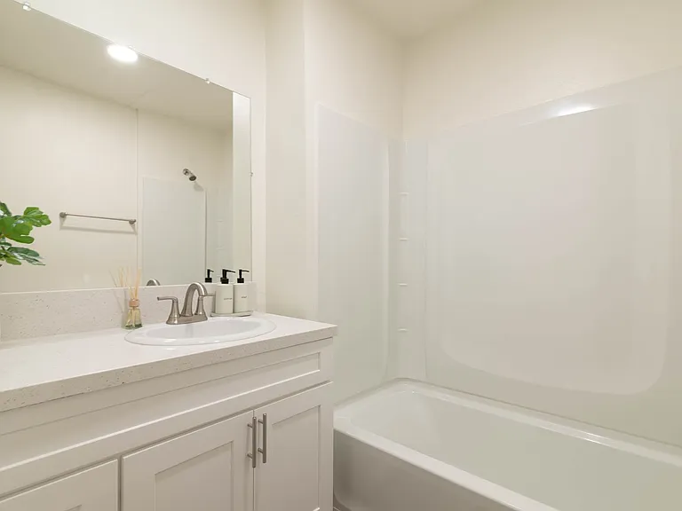 Brookside Apartments — Photo 37
