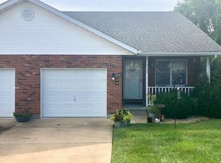 4166 Brookview Dr, Washington, MO 63090