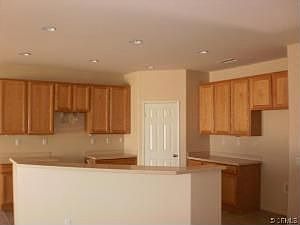 2nd image of 15937 Fremont Dr