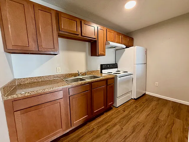 1 bed, 600 sqft, $750 — Photo 2
