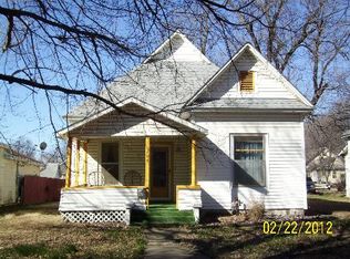 205 N Washington Ave, Chanute, KS 66720