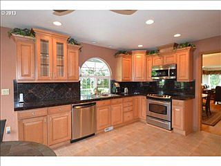 4th image of 6302 Montana Ln