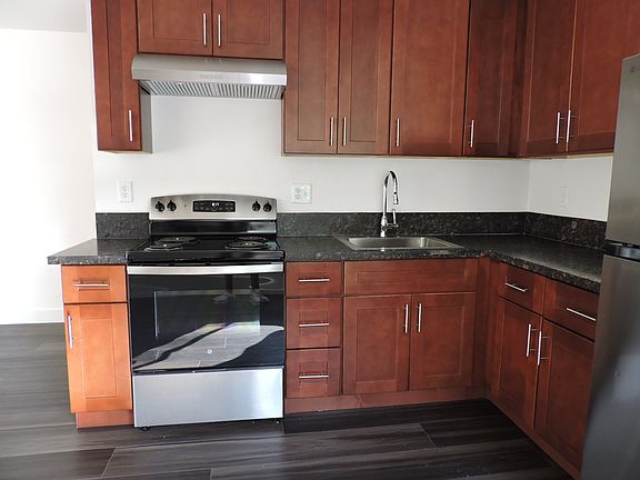 4th image of 2316 X St APT 8