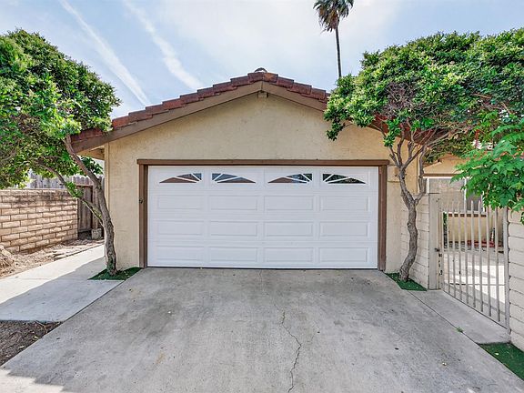 4th image of 2104 Sharon Way